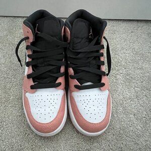 Jordan 1 Mid Pink Quartz (GS)